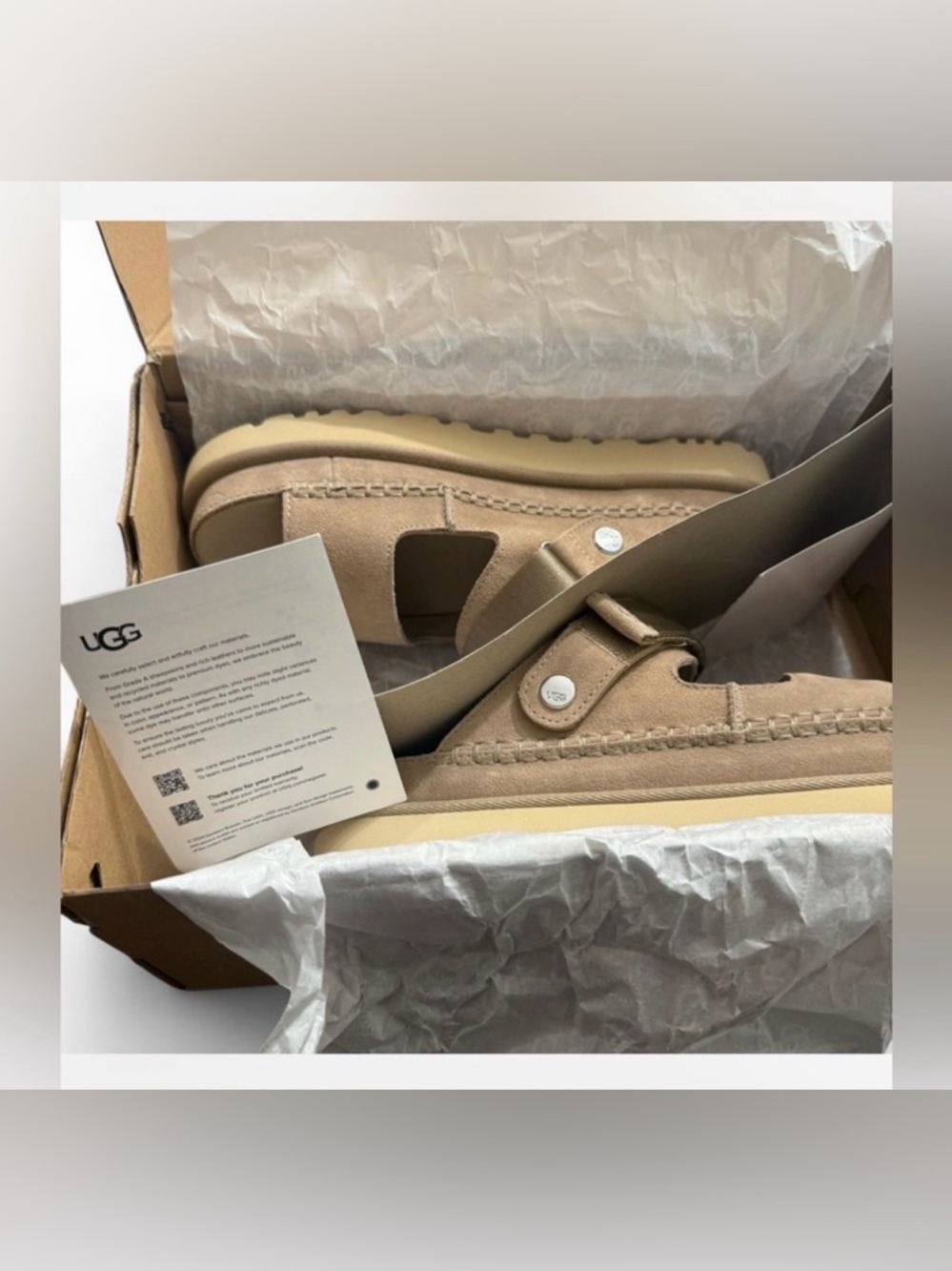 NEW 📣 UGG Goldenstar Glide sandals in a neutral tan & cream